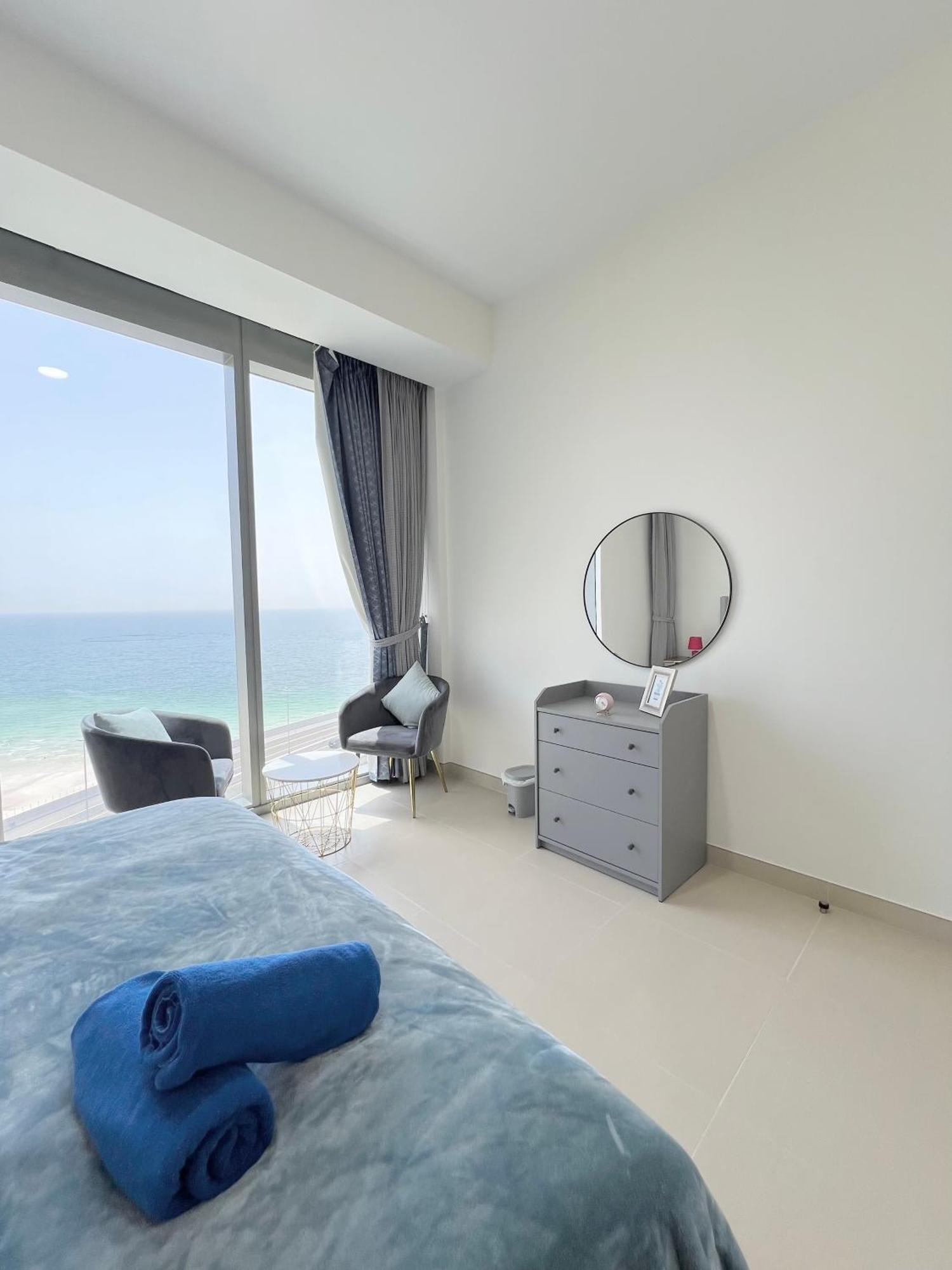 Apartment Farwell & Gervase - 2br With Exclusive Sea & Marina Views In 5242 Marina *