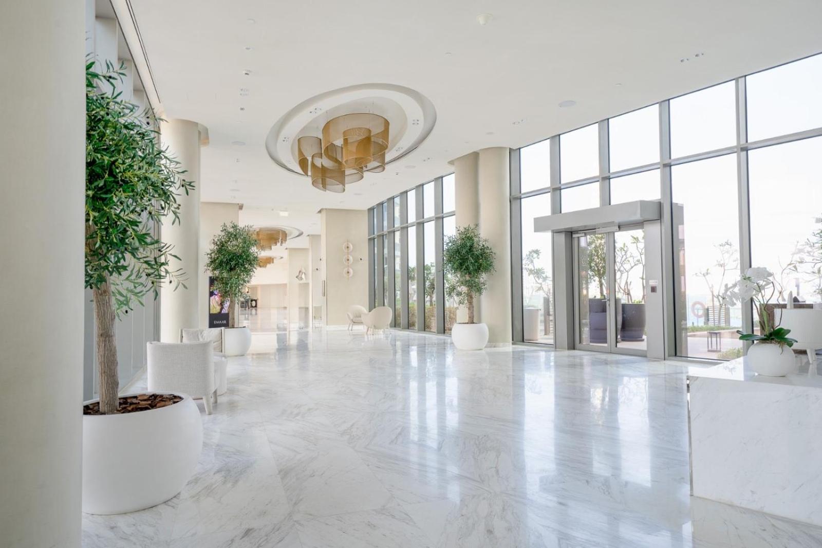 Apartment Farwell & Gervase - 2br With Exclusive Sea & Marina Views In 5242 Marina