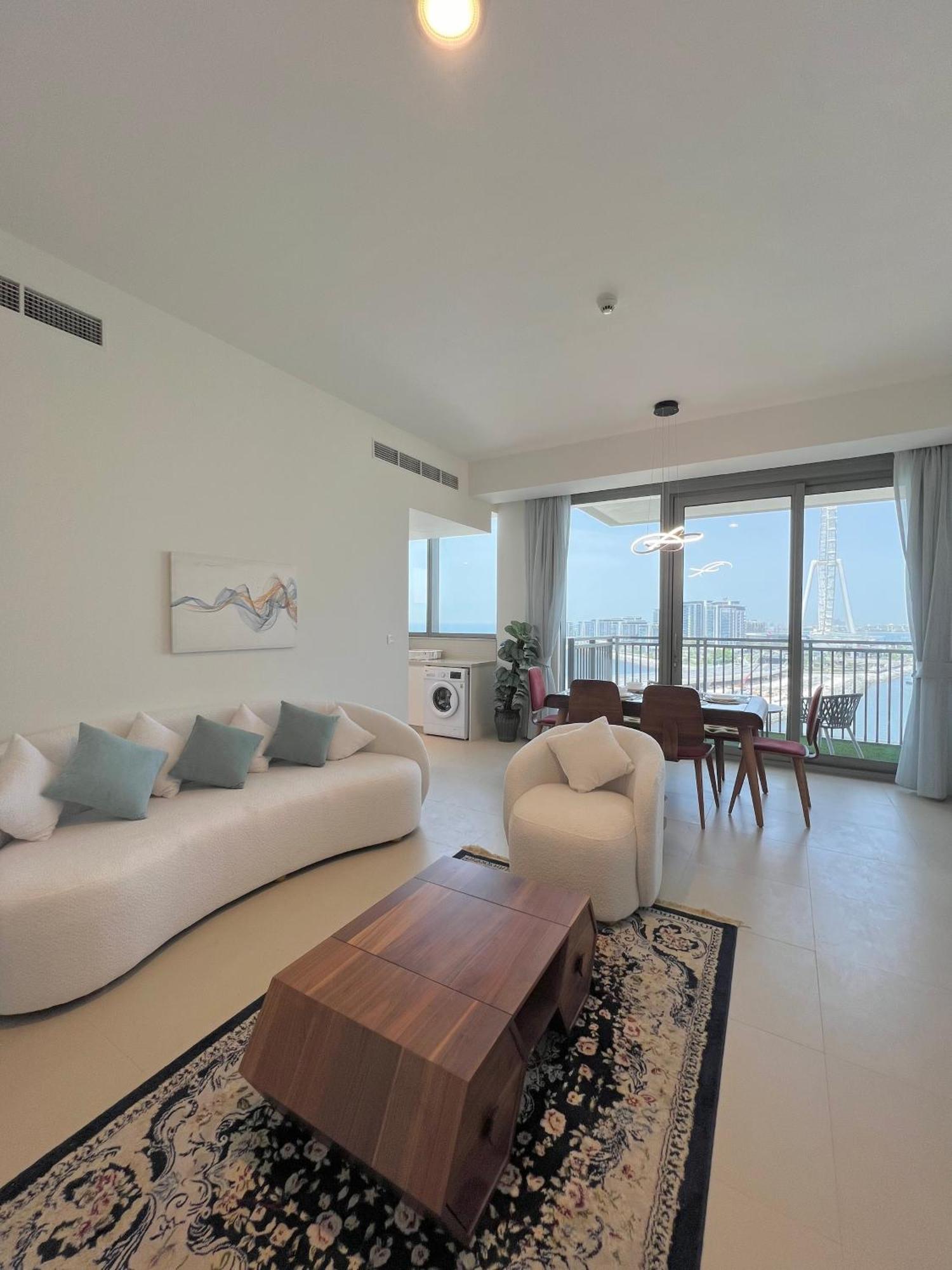 Farwell & Gervase - 2br With Exclusive Sea & Marina Views In 5242 Marina Apartment Dubai